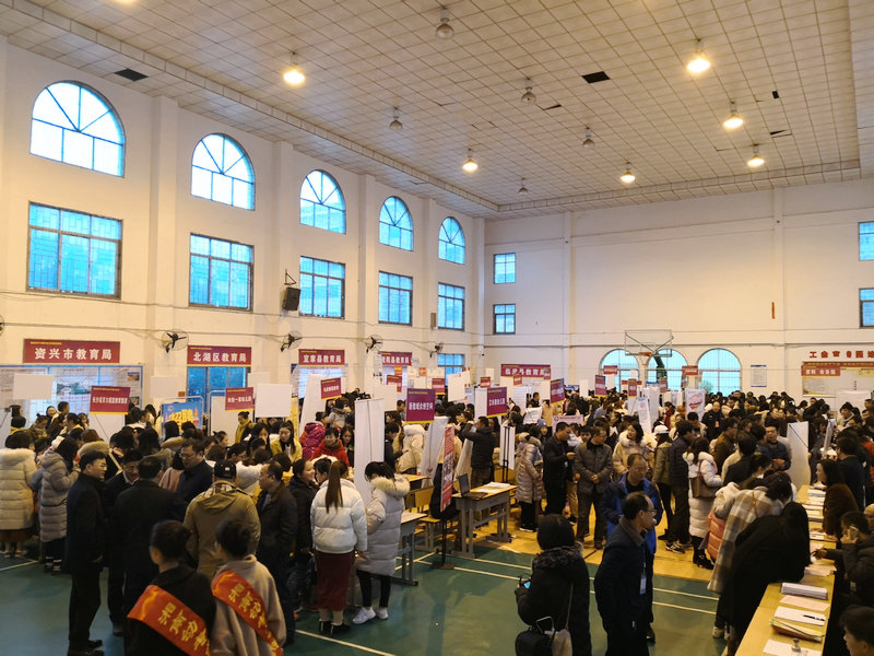 我校举办2019届毕业生顶岗实习校园供需见面会