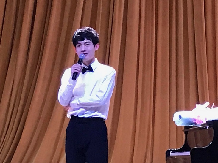 20181018艺术系举办尹路钢琴独奏音乐会照片3.jpg