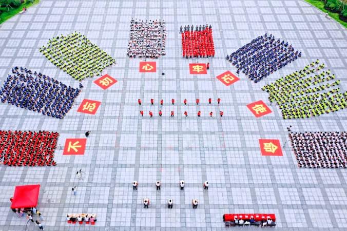 “百年伟业，红心向党”——湘南幼专举行千人拉歌赛