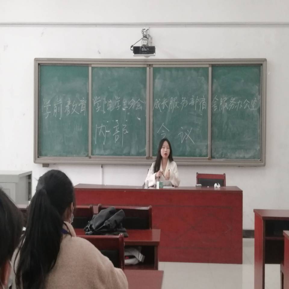 79F78E33B9417978E34895C48CC4DB92.jpg