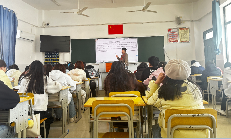 以文育人守初心  产教融合育匠才