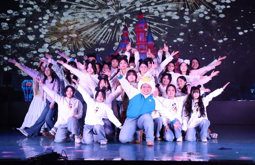 节目五.jpg 节目五.jpg