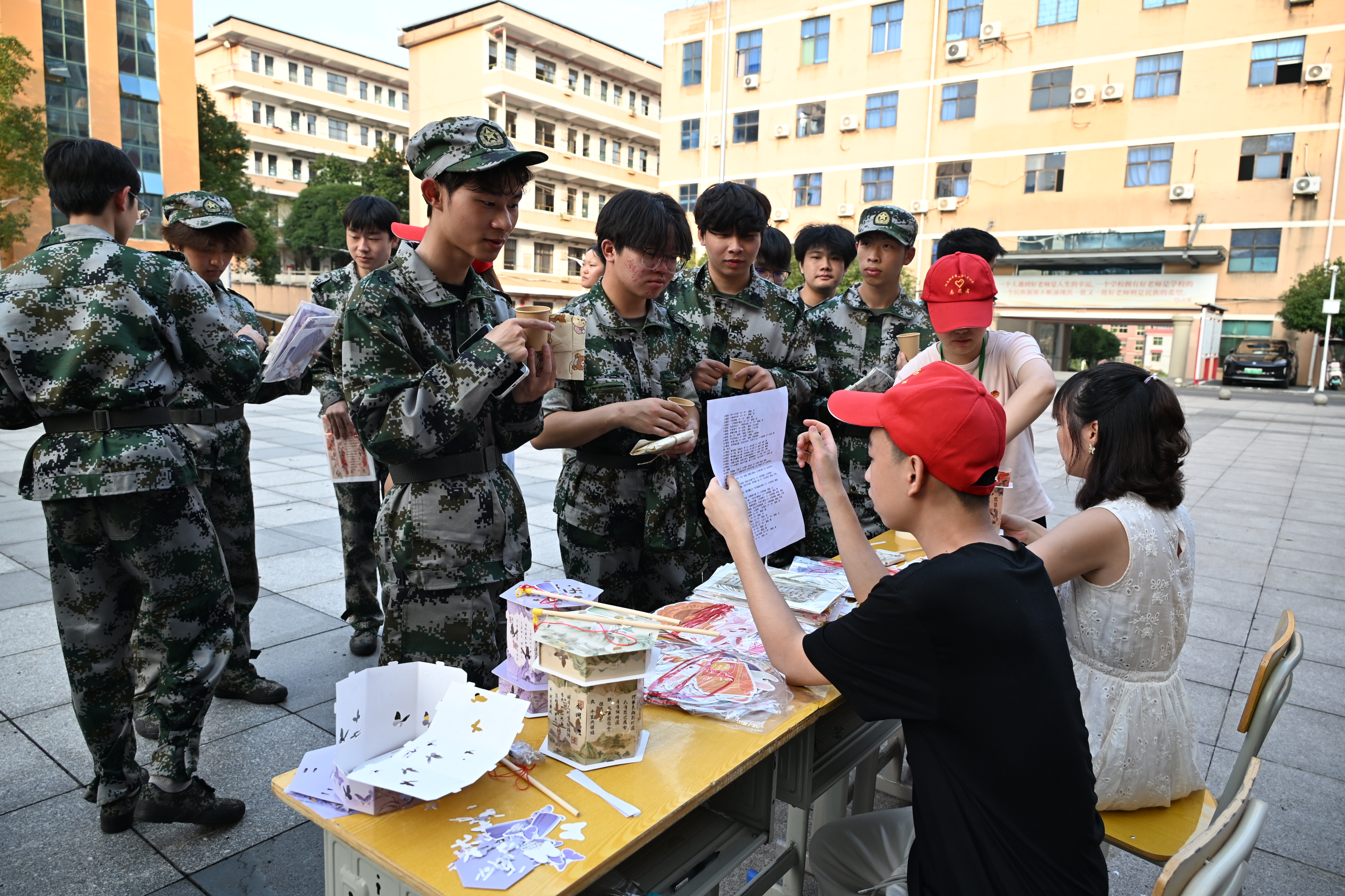 灯谜区1.jpg